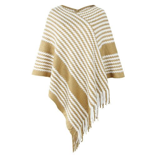 Gestrickter Winterponcho