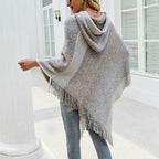 Damenponcho mit Kapuze
