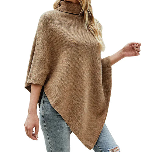 Asymmetrischer Poncho mit Rollkragen und Fledermausärmeln