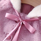 Weihnachts-Babyponcho mit Rentier