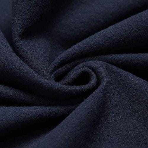 Schicker Herren-Poncho mit Knöpfen