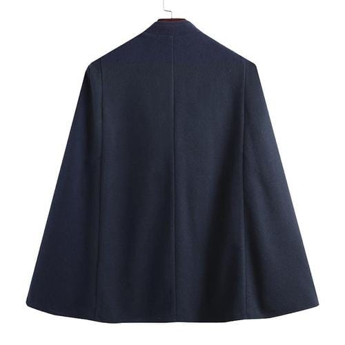 Schicker Herren-Poncho mit Knöpfen