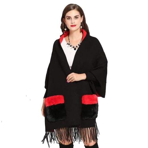 Damenponcho mit Felltaschen