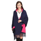 Damenponcho mit Felltaschen