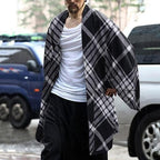 Fein karierter Herrenponcho