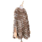 Kurzer Damenponcho mit Fell