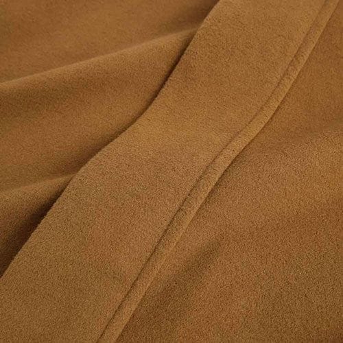 Langer eleganter Herrenponcho