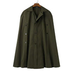 Langer Herrenponcho mit Knöpfen