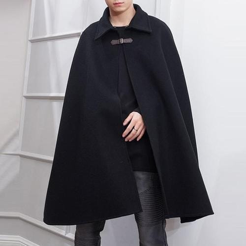 Langer warmer Herren-Poncho