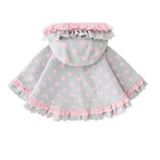 Sommerlicher Babyponcho mit Kapuze