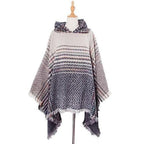 Fein gestreifter Damenponcho
