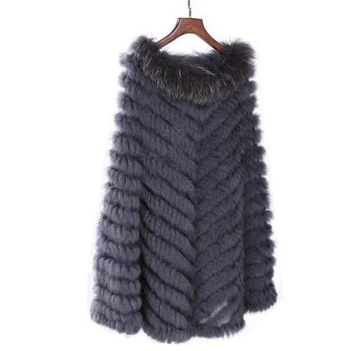 Kurzer Damenponcho mit Fell