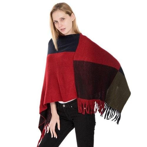 Winterlicher Wollponcho für Damen