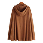 Langer Herrenponcho mit Kapuze