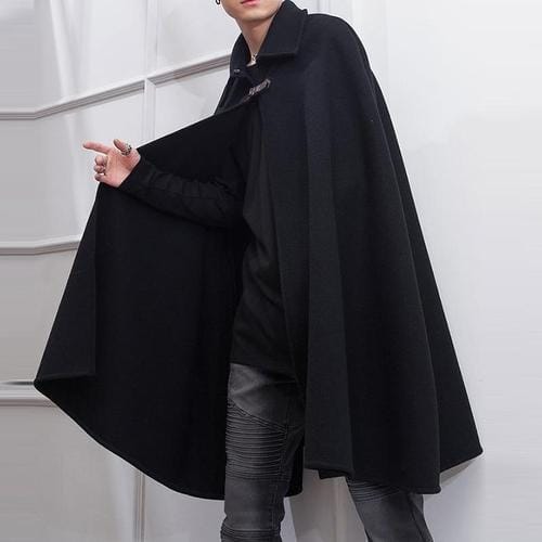 Langer warmer Herren-Poncho