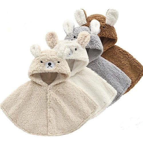 Weicher Babyponcho Lamm