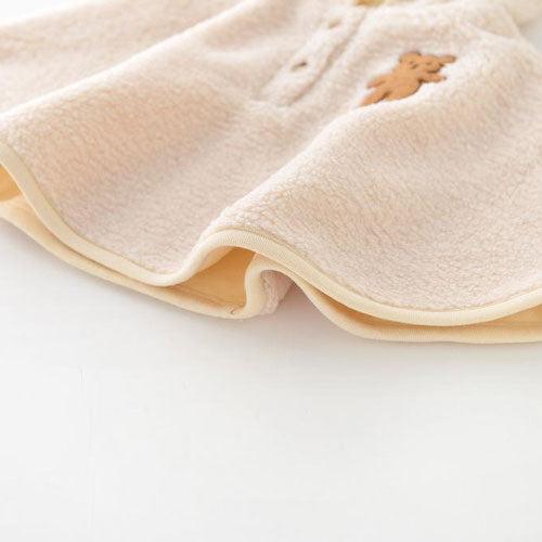Babyponcho mit Bärenmotiv
