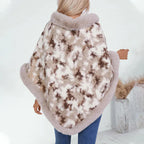 Marmorierter Pullover-Poncho mit Fell