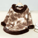 Marmorierter Pullover-Poncho mit Fell