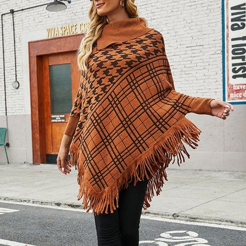 Pullover-Poncho mit Stehkragen