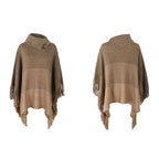 Warmer Poncho mit Knöpfen