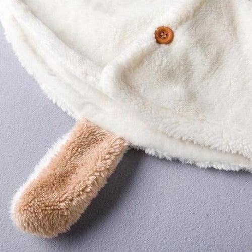 Winter-Babyponcho mit Kapuze