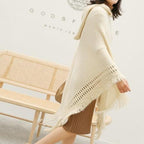Winter-Damenponcho mit Kapuze