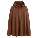 Winterlicher Herrenponcho mit Kapuze