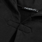 Winterlicher Herrenponcho mit Kapuze
