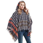 Sommerlicher Damenponcho mit Kapuze